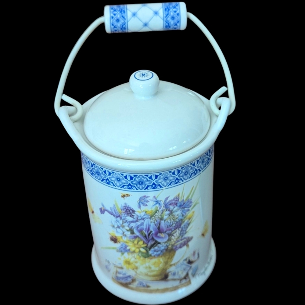 Hallmark Marjolein Bastin Nature's Sketchbook Ceramic Lidded Jar